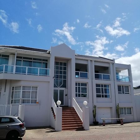A Villa De Mer Guesthouse ポート・アルフレッド エクステリア 写真
