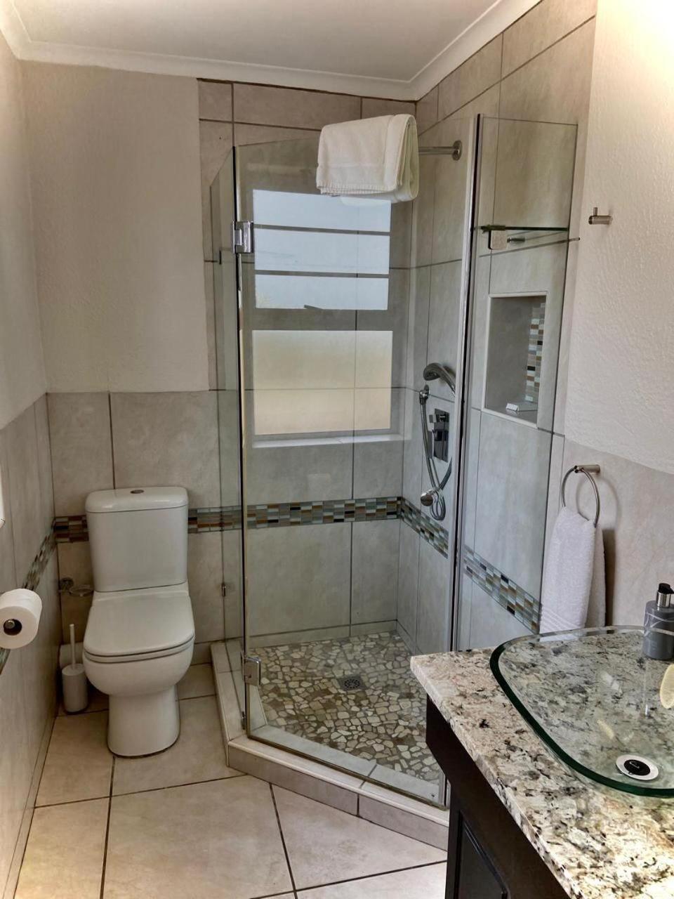 A Villa De Mer Guesthouse ポート・アルフレッド エクステリア 写真